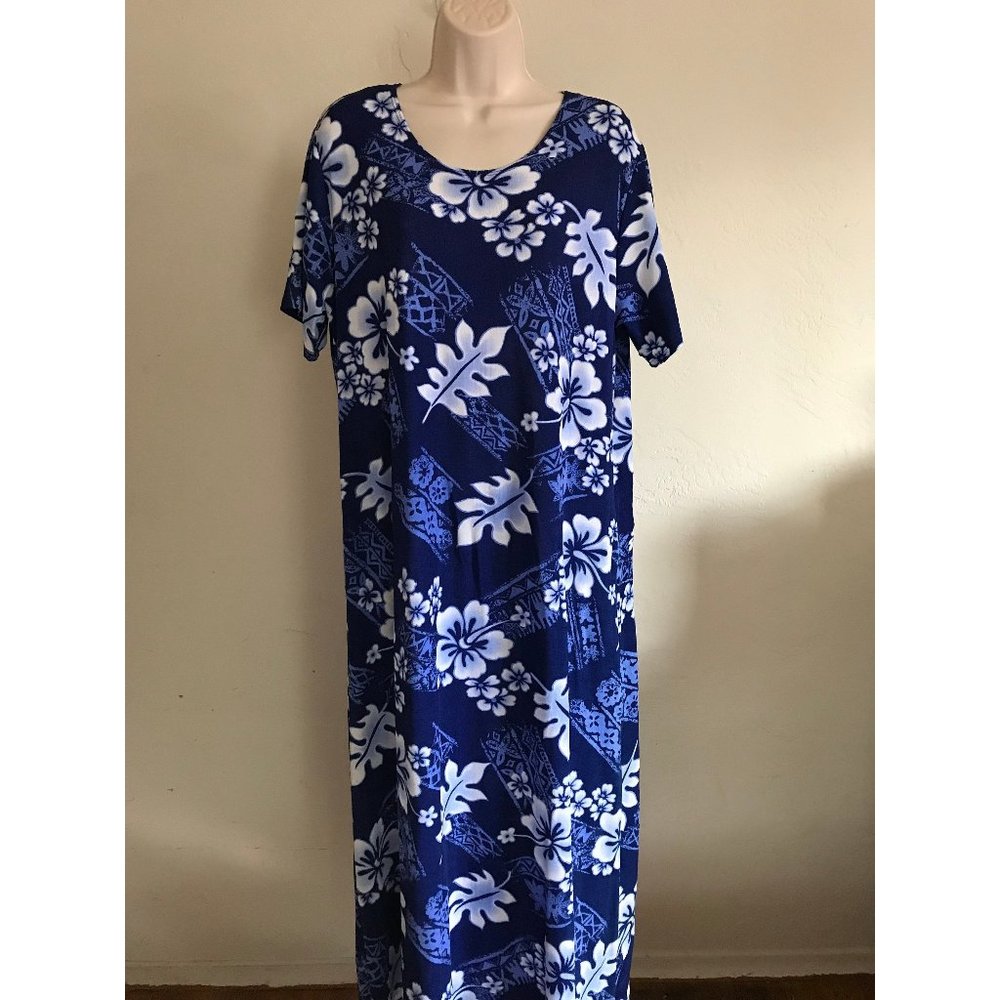 Vintage Blue and White Hawaiian Dress